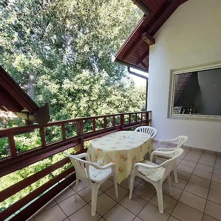 Leo - Family Apartment Siófok