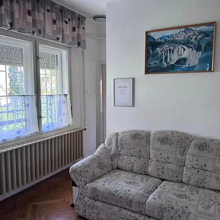 Leo - Family Apartman